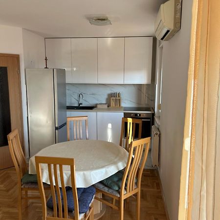 Apartment Pius Zagreb With The Garage Bagian luar foto