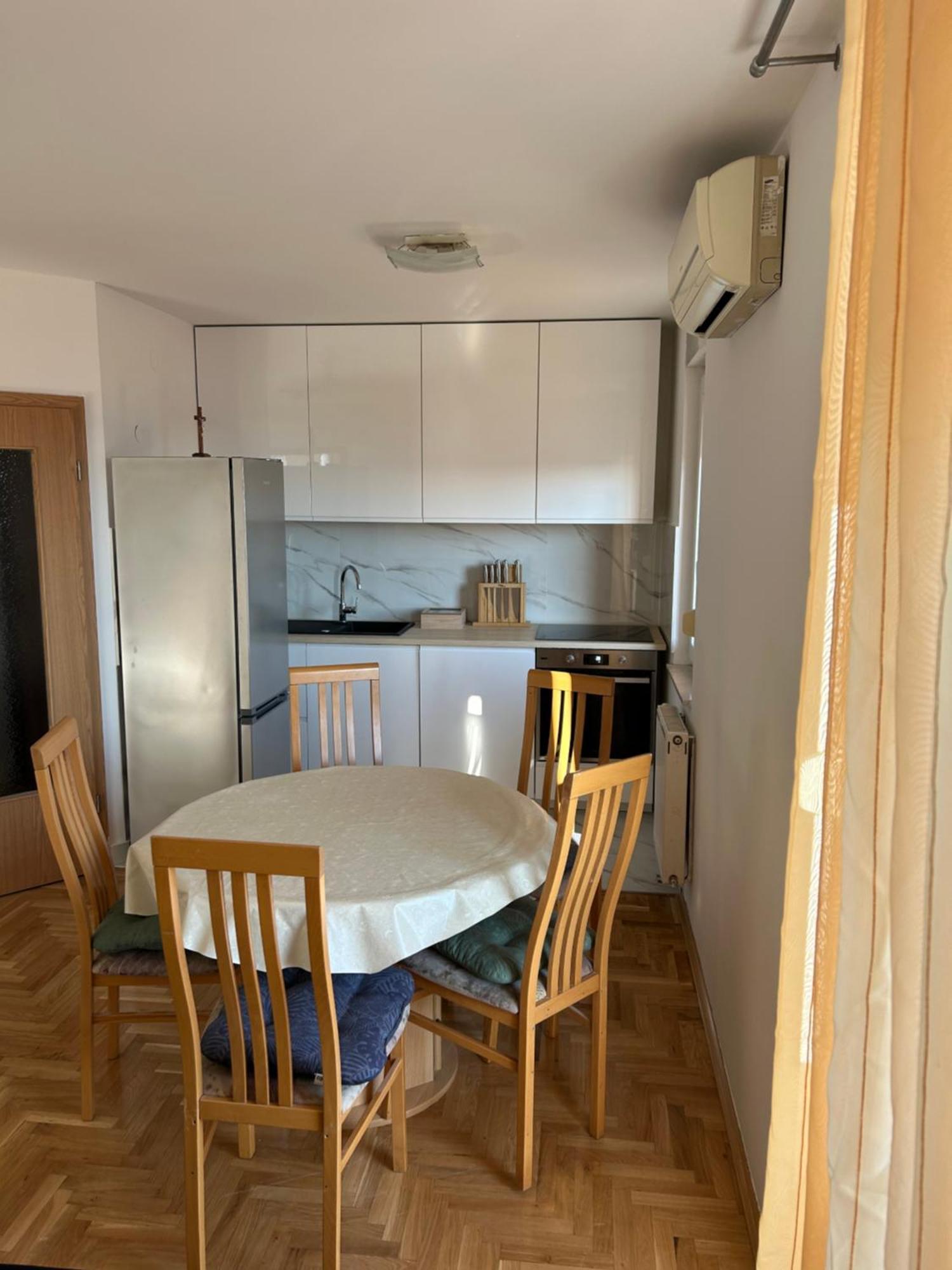 Apartment Pius Zagreb With The Garage Bagian luar foto