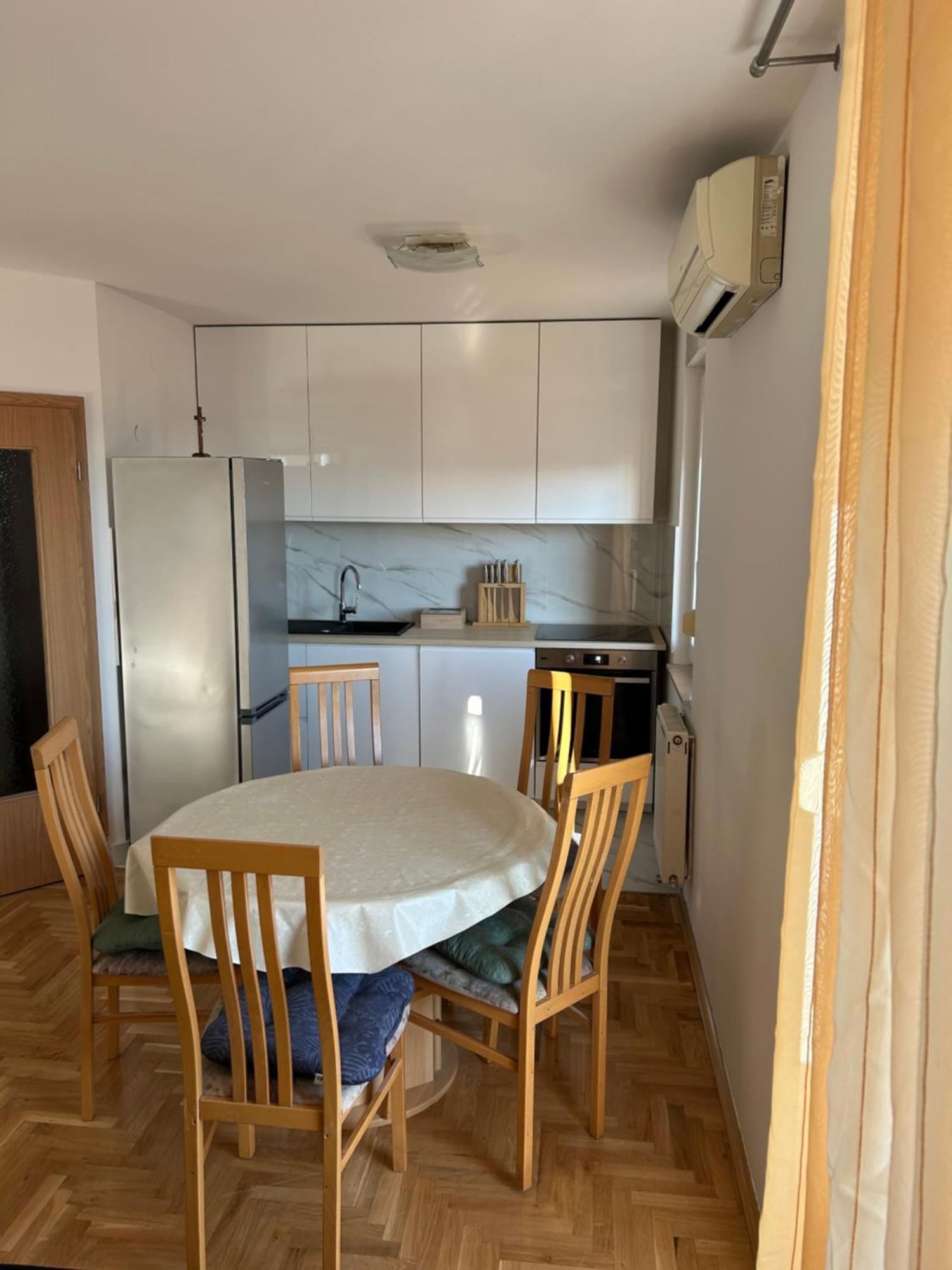 Apartment Pius Zagreb With The Garage Bagian luar foto